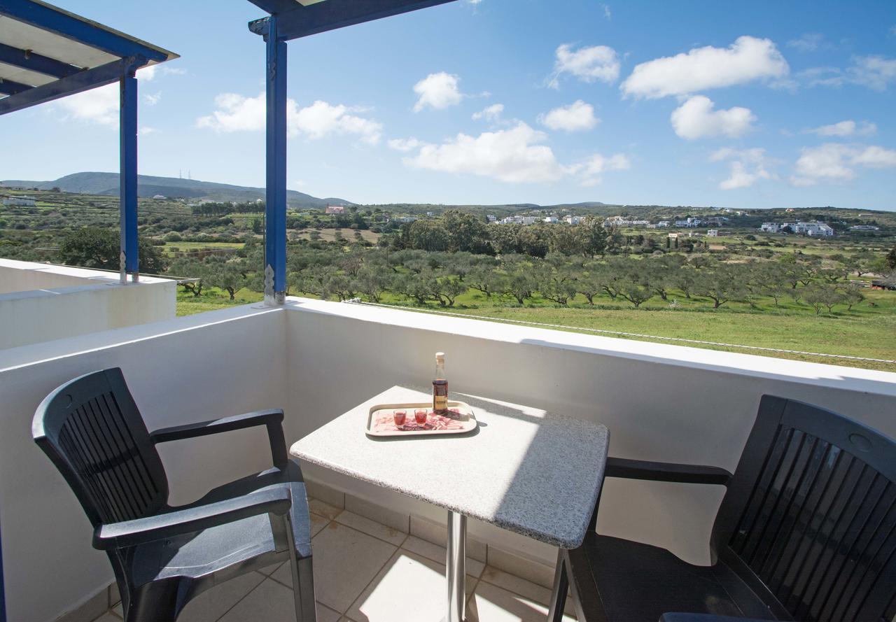 Contaratos Holiday Lettings Livadi  Экстерьер фото