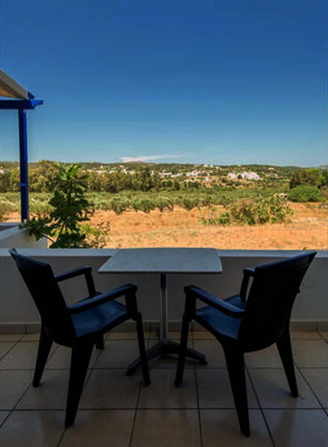 Contaratos Holiday Lettings Livadi  Экстерьер фото