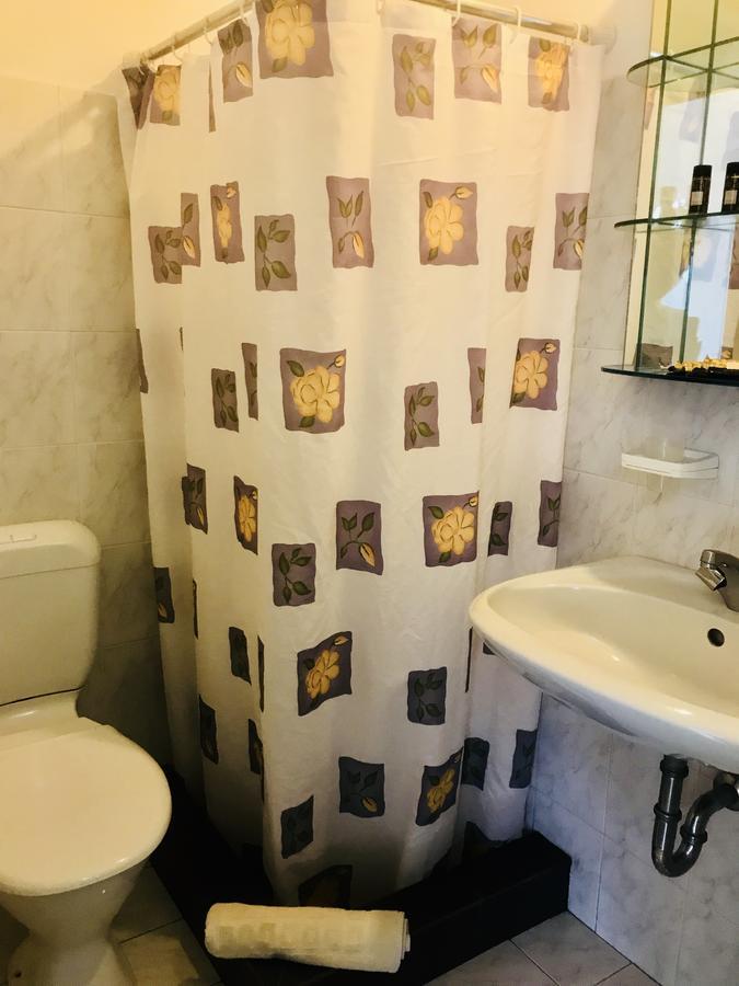Contaratos Holiday Lettings Livadi  Экстерьер фото